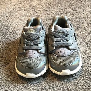 Nike Huarache Run Toddler's Shoes Gunsmoke